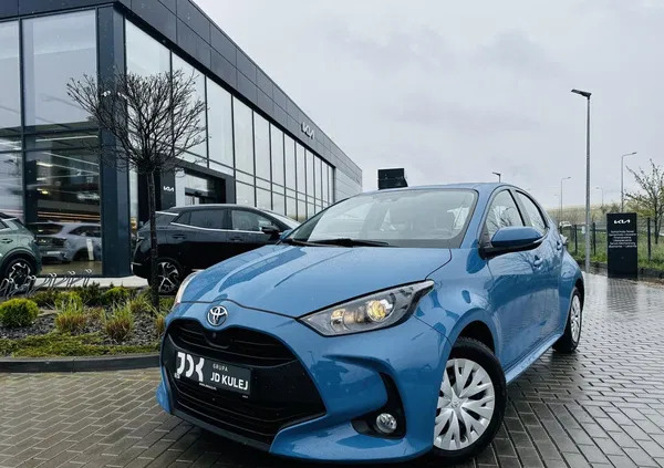 samochody osobowe Toyota Yaris cena 68800 przebieg: 26792, rok produkcji 2021 z Gdańsk